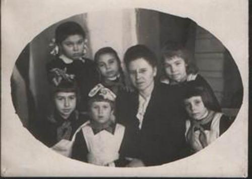 Первый директор Сумаркова Наталья Ивановна