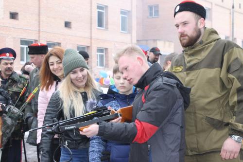 Стреляем из арбалета 
